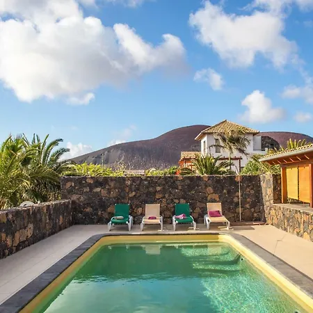 Vila Volcano Ferienhaus Lajares
