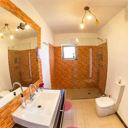 Vila Volcano Ferienhaus Lajares